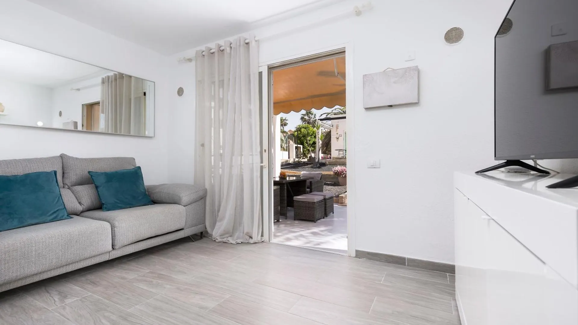 Home2Book Vibrant Apt Corralejo, Pool 0*, Corralejo Spanje